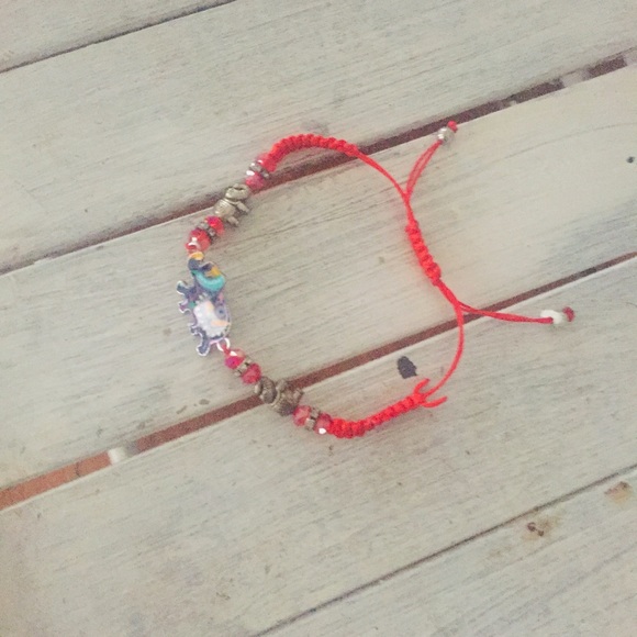 Elephant adjustable red bracelet - Picture 2 of 7
